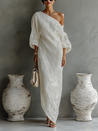 Robe en lin ivoire à épaules dénudées