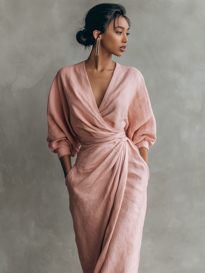 Robe maxi en lin rose à col en V