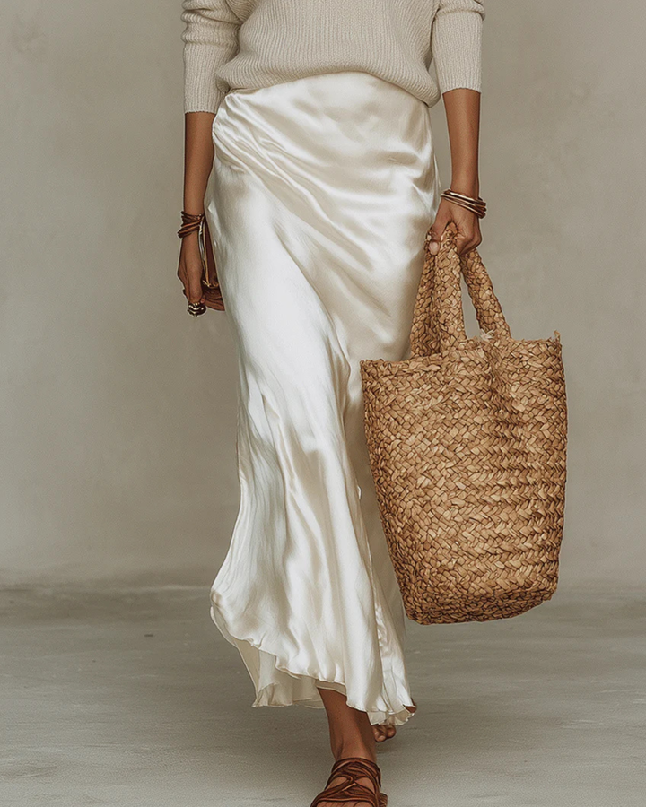 Elena | Robe satinée midi avec pull inclus